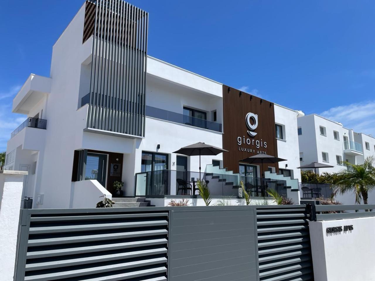 Giorgis Luxury Apartments 圣纳帕 外观 照片